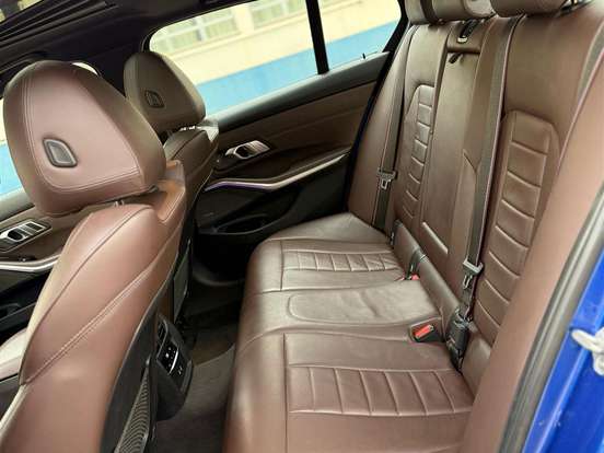 BMW 320i 2021